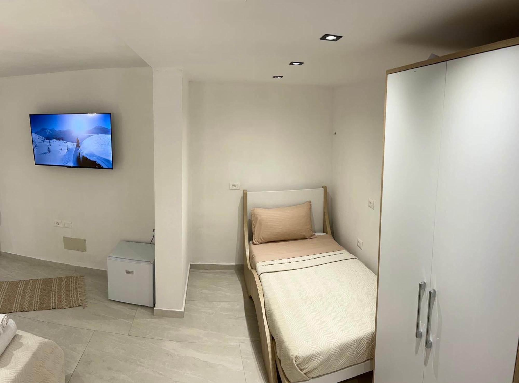 Aloha House Hotel Shkodra Kültér fotó