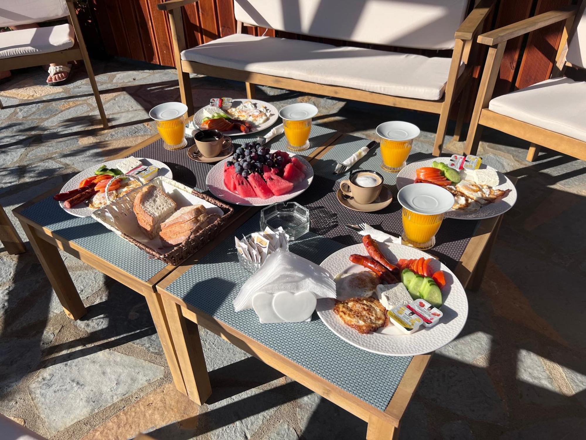 Aloha House Hotel Shkodra Kültér fotó