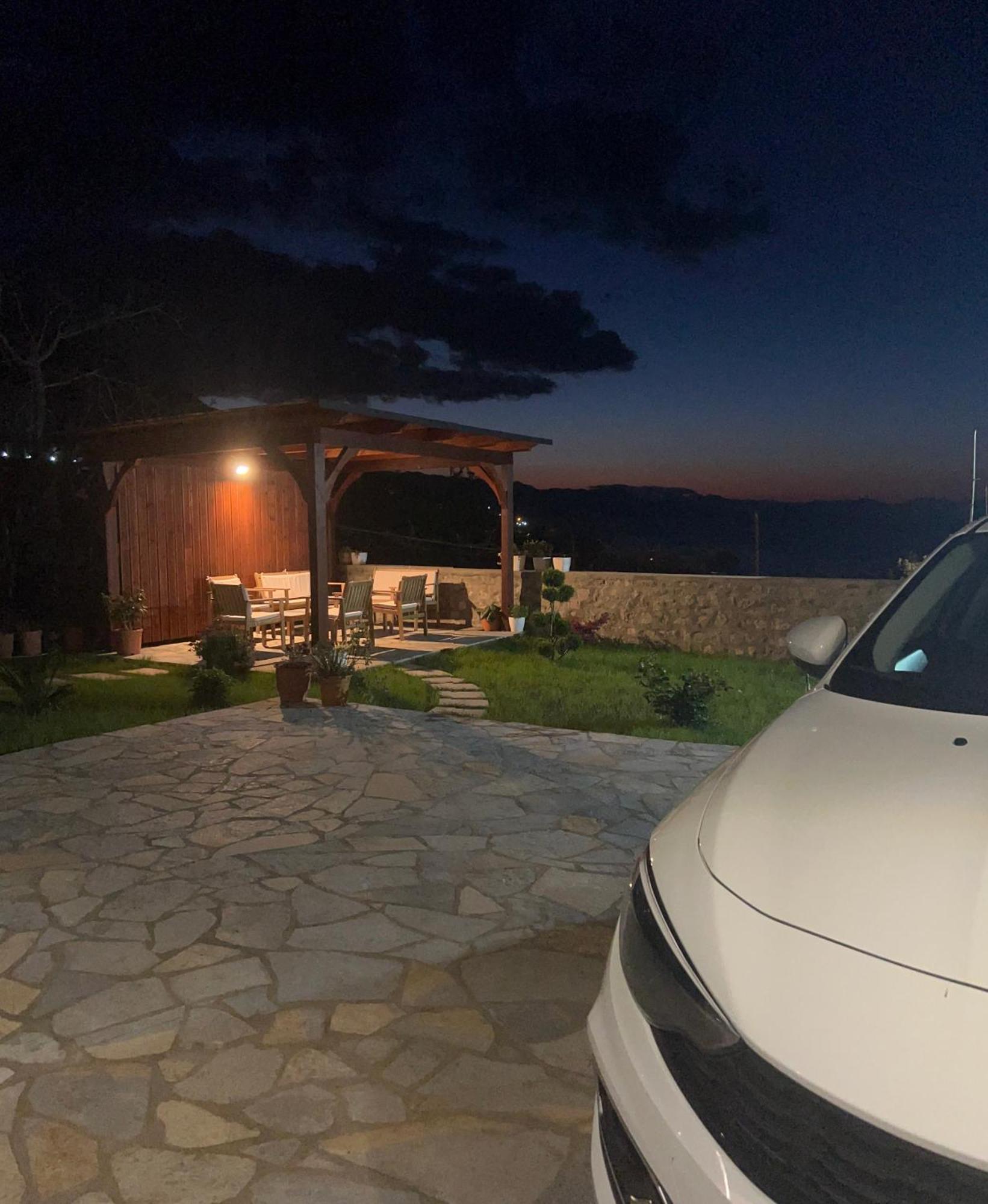 Aloha House Hotel Shkodra Kültér fotó